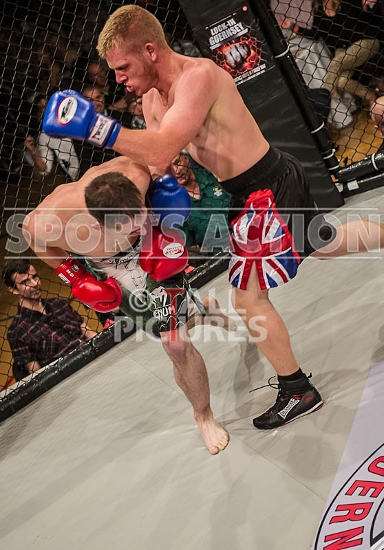 Cage Fighting_2012_Bout 2-20 - BOUT-2