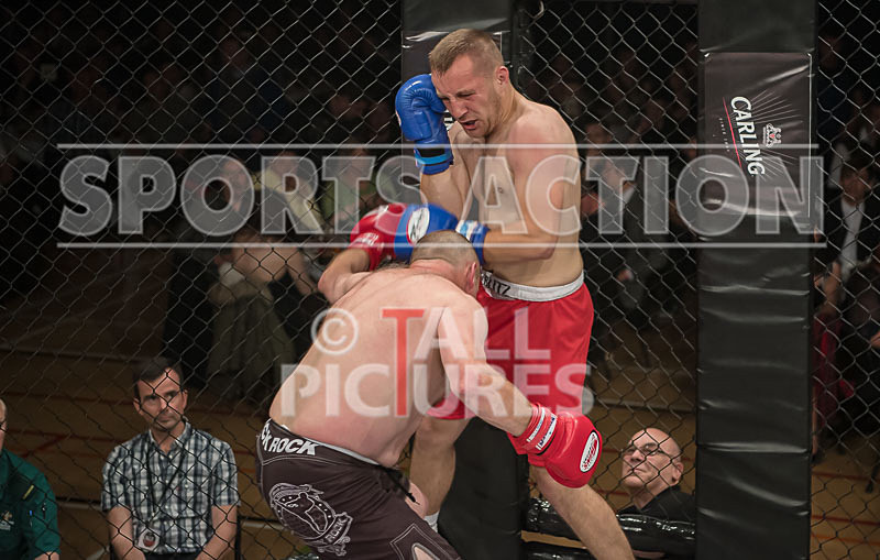 Matis Slomba v Shane Bentley-10 - BOUT 3 Matis Slomba v Shane Bentley