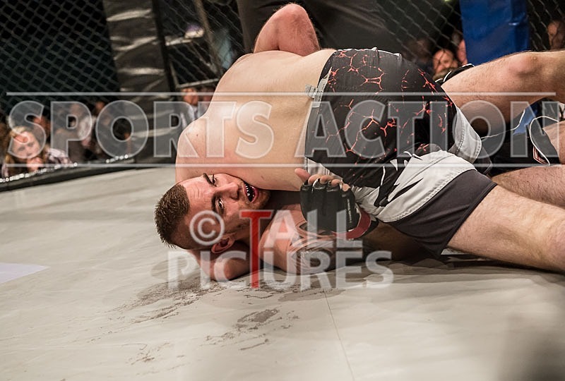 Cage Fighting_2012_Bout 11-36 - BOUT-11