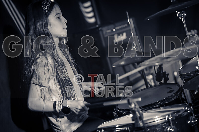 Hunting for Flames-14 - HUNTING FOR FLAMES