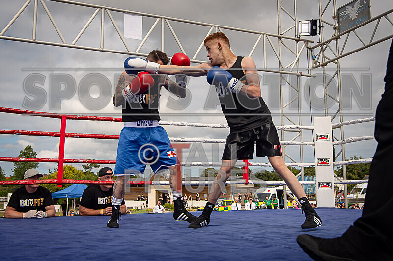 BOUT 3- Martin the not so Raging Bull Le Prevost v Ben Hizzy Hislop-13 - BOUT 3- Martin 'the not so Raging Bull' Le Prevost v Ben 'Hizzy' Hislop