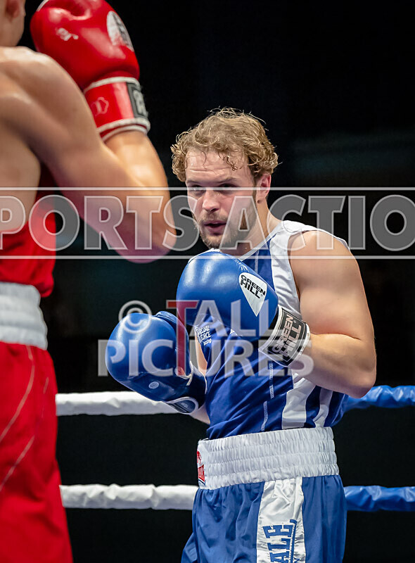 BOUT 10- Claran Croke v Ste Porter-37 - BOUT 10: Claran Croke v Ste Porter