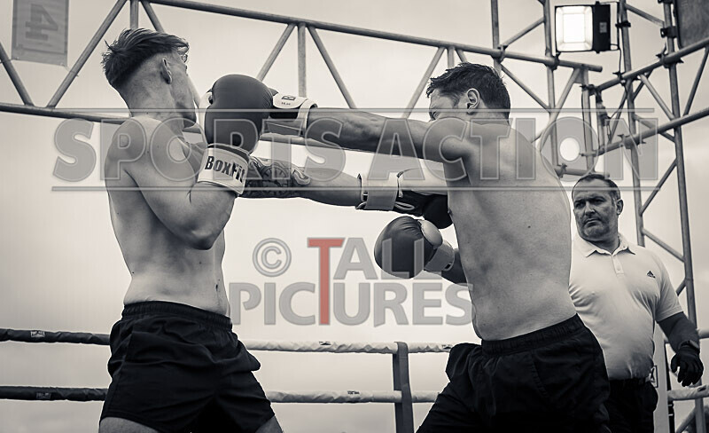 BOUT 10 Gareth the Marksman Morgan v Callum the Cannon Beausire-46 - BOUT 10- Gareth 'the Marksman' Morgan v Callum 'the Cannon' Beausire