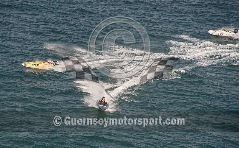 Worlds Powerboats_2014_Race-1-392 - UIM CLASS 3A & 3B WORLD OFFSHORE CHAMPIONSHIP_RACE-1