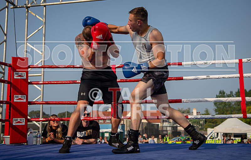 BOUT 9 - Jan -the Destroyer- Dame v Tom Schmiedhuber-42 - BOUT 9 - Jan 'the Destroyer' Dame v Tom Schmiedhuber
