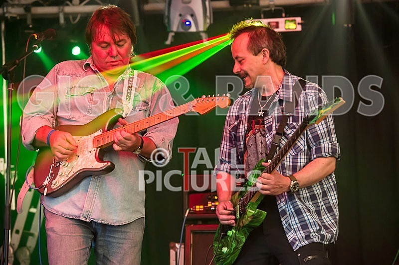 No Paparazzi-75 - NO PAPARAZZI