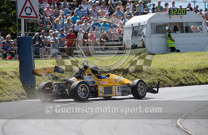 Guernsey National_2016_CAR-38 - GUERNSEY NATIONAL 2016 - CARS