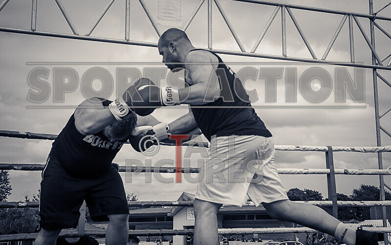 BOUT 2- Dave Tornado Taylor v Marvin Le Marvellous Odillard-31 - BOUT 2- Dave 'Tornado' Taylor v Marvin 'Le Marvellous' Odillard