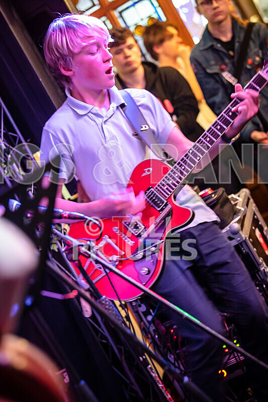 Motionless-39 - MOTIONLESS