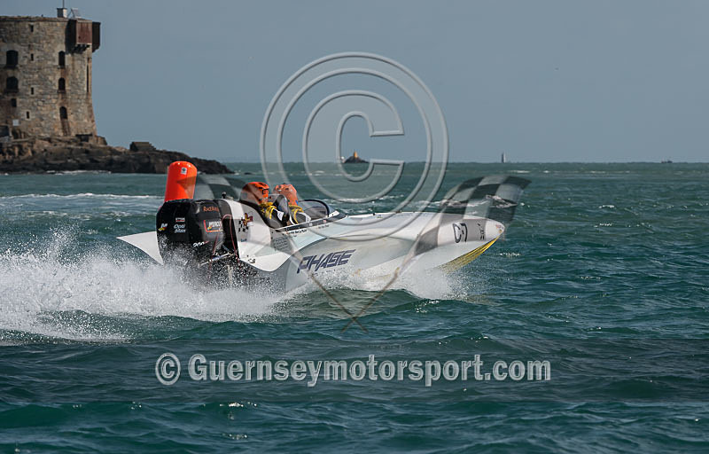 Powerboat Racing 2014_Race-1-95 - RACE-1 NORTH BEACH OUTER