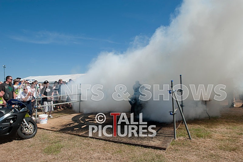 Greenman Burnout-42 - GREENMAN BURNOUTS 2010