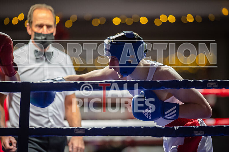 BOUT 4_Ross Vinning v Henry Wells-32 - BOUT 4_Ross Vinning v Henry Wells