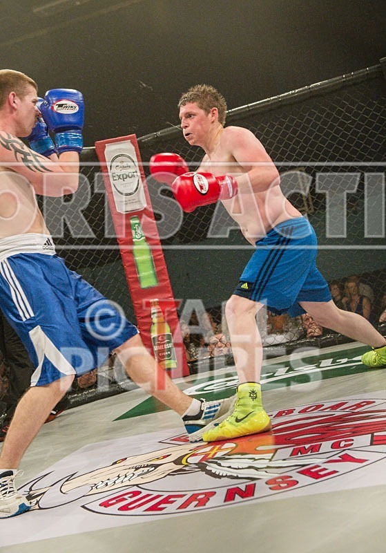 Lock-in Guernsey_2013_Bout-1-14 - BOUT-1