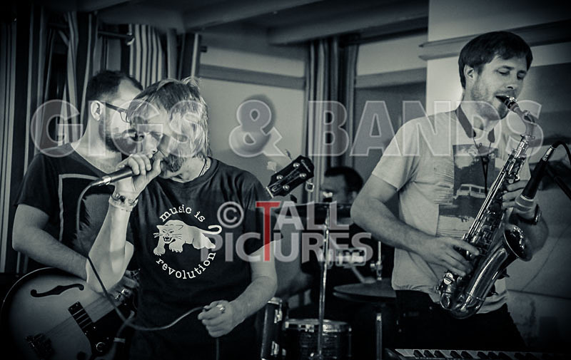 Thee Jenerators-422 - THEE JENERATORS