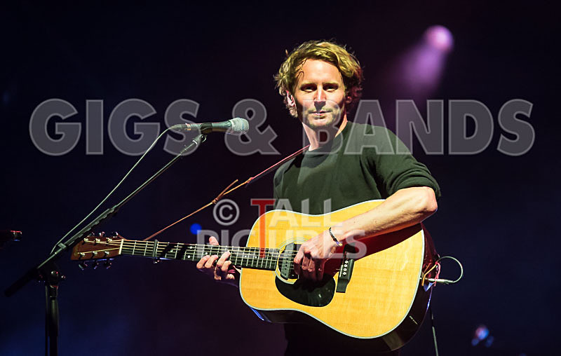 Ben Howard-38 - BEN HOWARD