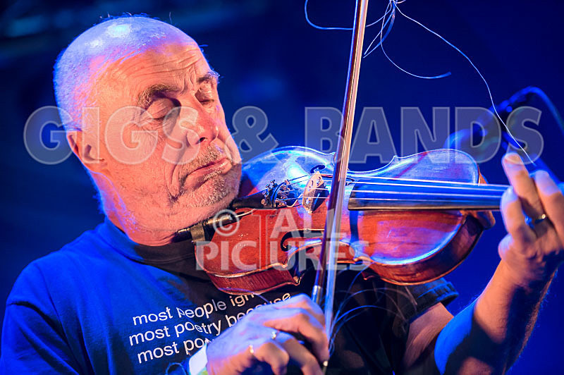 Attila the Stock Broker-68 - ATTILA THE STOKEBROKER'S BARNSTORMERS