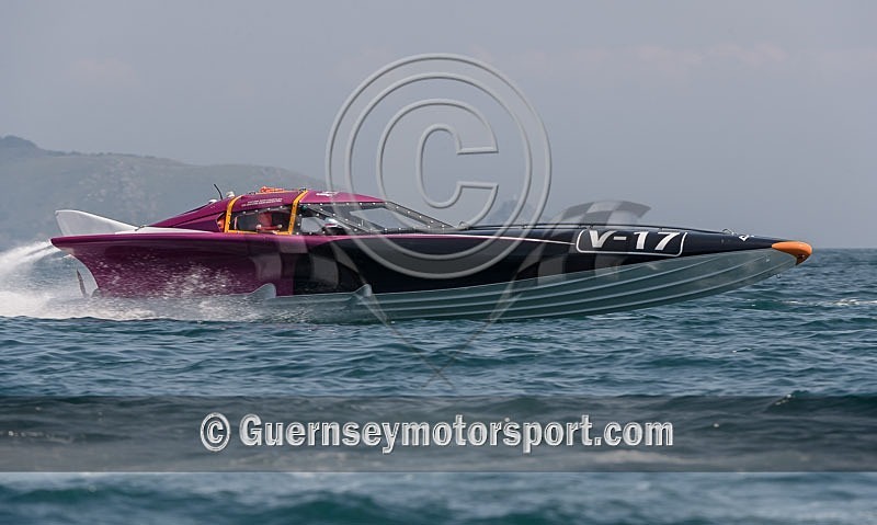 Powerboats_2013_Race-3-85 - RACE-3 LOWER HEADS