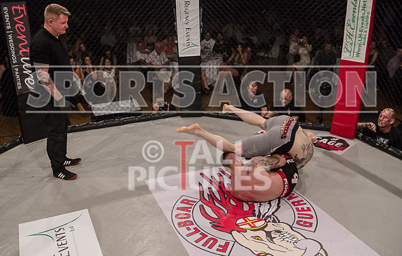 Josh Ozanne v Andrew Reid-41 - BOUT 15