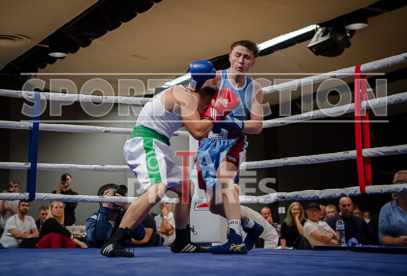 BOUT 11_Niall Adams v Blaine Lambert-12 - BOUT 11_Niall Adams v Blaine Lambert