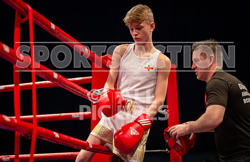 Bout 6_Arnie Watson v Lee Prestedge-3 - Bout 6_Arnie Watson v Lee Prestedge