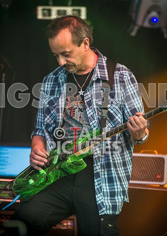 No Paparazzi-105 - NO PAPARAZZI