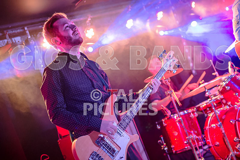 The Secret Smiles-25 - THE SECRET SMILES