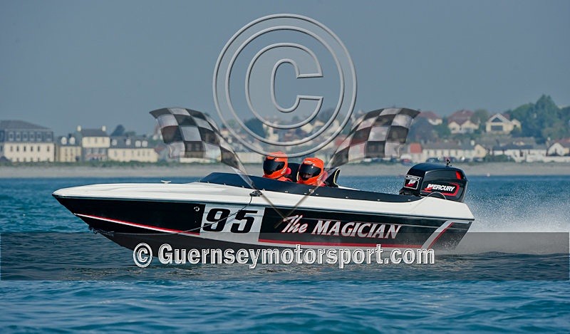 Powerboat_2011_Round-1-75 - ROUND-1 NORTH BEACH OUTER