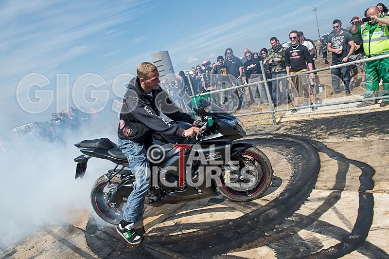 Bikes Burnouts-39 - BIKES & BURNOUTS