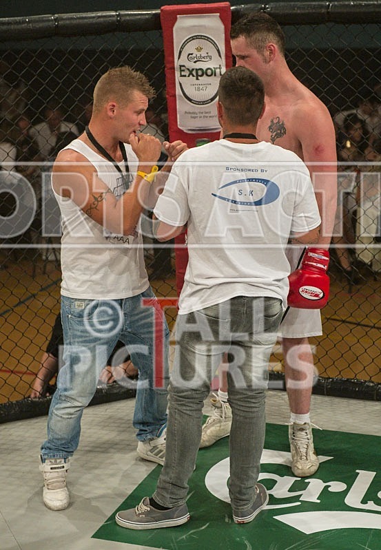 Lock-in Guernsey_2013_Bout-2-40 - BOUT-2