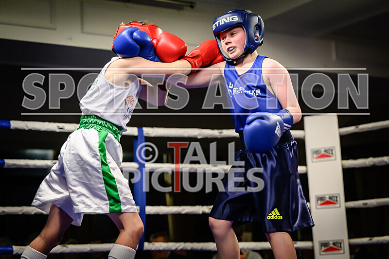 BOUT- 1 - Liam Duff v Jude Hudson-14 - BOUT: 1 - Liam Duff v Jude Hudson