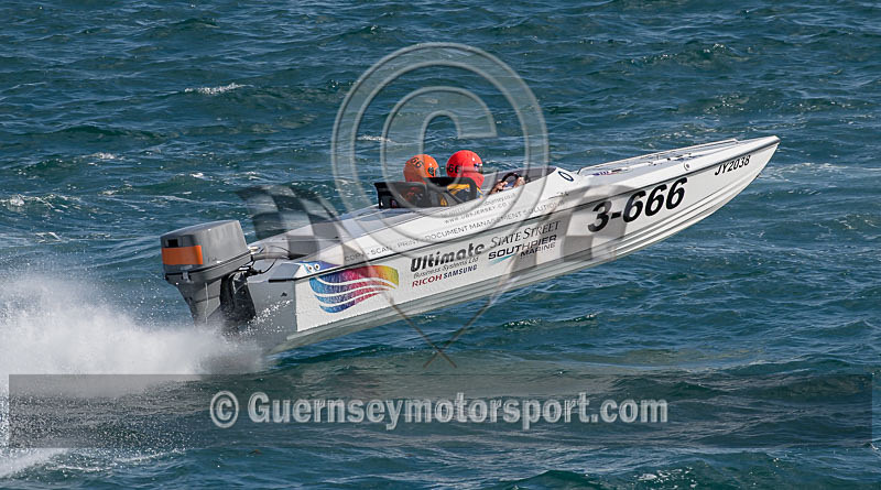 Powerboats_09-10-2016-50 - GPA STANLEY GIBBONS SERIES_RACE-10