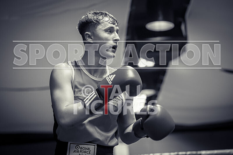 BOUT 11_Niall Adams v Blaine Lambert-39 - BOUT 11_Niall Adams v Blaine Lambert