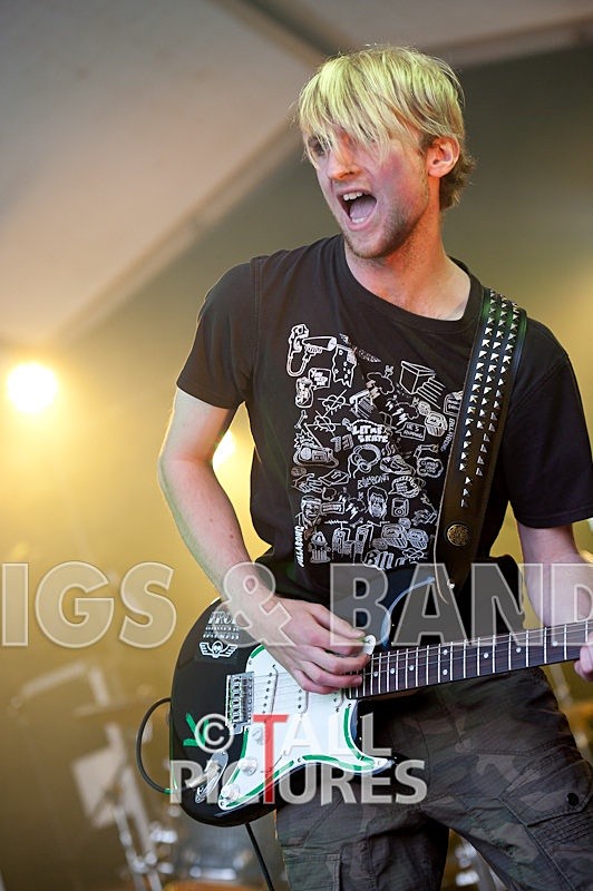 Breaking the Silence-145 - BREAKING THE SILENCE