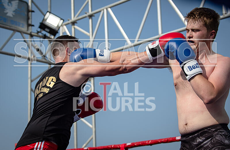 BOUT 1 - Ivan -El Terrible- v Elliot Cocket-43 - BOUT 1 - Ivan 'El Terrible' Donaldson v Elliot Cocket