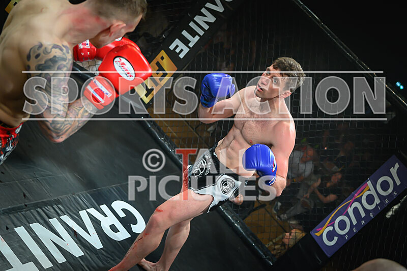 BOUT- 10 - Johan Pols v Ralph Pickering-23 - BOUT 10 - Johan Pols v Ralph Pickering