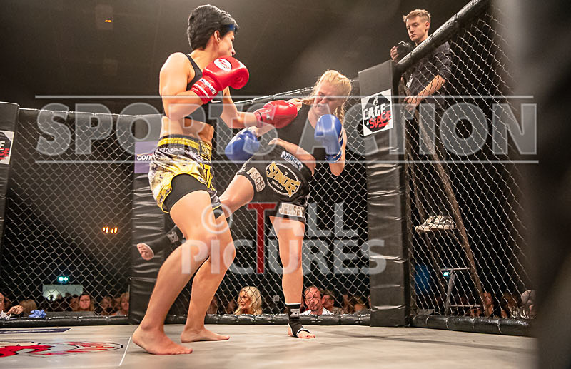 BOUT-7- Carol Crowther v Charise Mourant-36 - BOUT-7 Carol Crowther v Charise Mourant