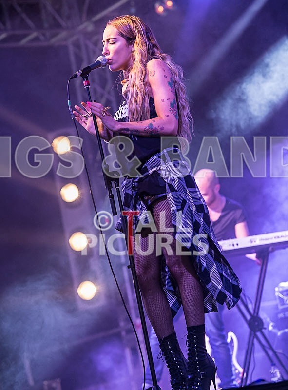 Delilah-14 - DELILAH