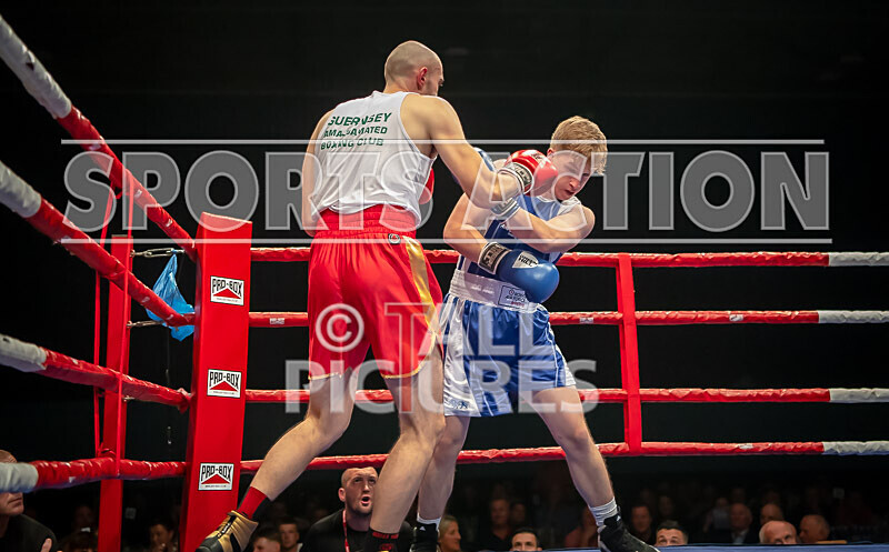BOUT 9- Cameron Hards v Alex Sanderson-20 - BOUT 9: Cameron Hards v Alex Sanderson