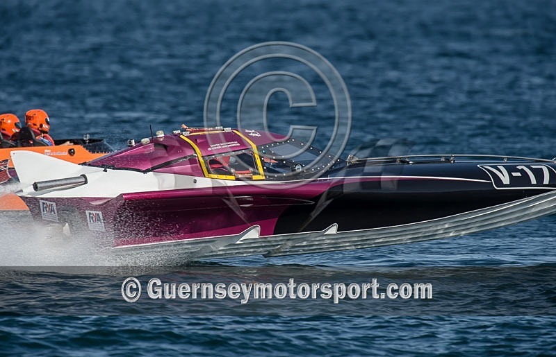 Powerboat Racing_03-08-2013-70 - RACE-8 NORTH BEACH OUTER