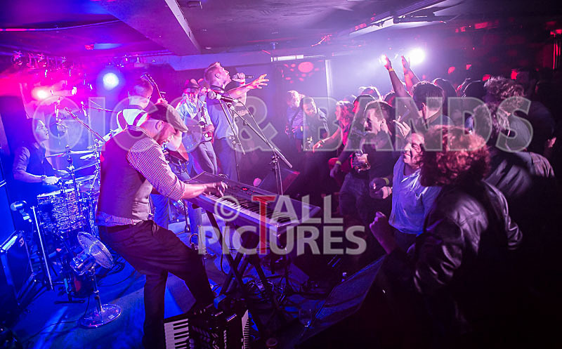 CC Smugglers-6 - CC SMUGGLERS