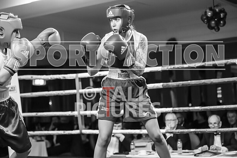 BOUT- 7_Emma Martin v Stephanie Adlington-42 - BOUT 7_Emma Martin v Stephanie Adlington