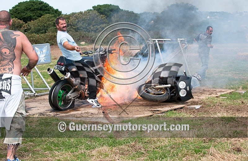 Hogwash_09-61 - HOGWASH 2009 - SCENE