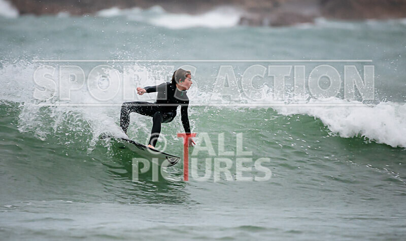 Surfing_01-11-2020-109 - SURFING AT VAZON BAY GUERNSEY