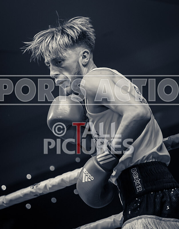 BOUT 7_Kylop Holland v Freddie Kinsella-46 - BOUT 7_Kylop Holland v Freddie Kinsella