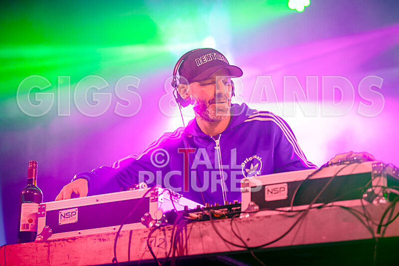 The Nextmen-9 - THE NEXTMEN