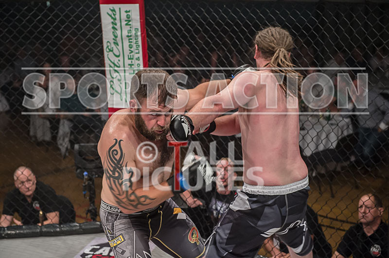 Chris Martin v Luke Riley-34 - BOUT 13