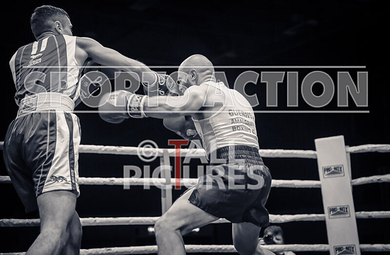 BOUT 8- Rusian Gogercaks v Alex White-24 - BOUT 8: Rusian Gogercaks v Alex White