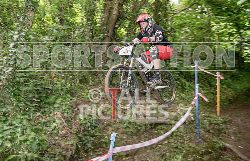 MTB Downhill_05-06-2016-96 - DOWNHILL SERIES 2016_ROUND-4