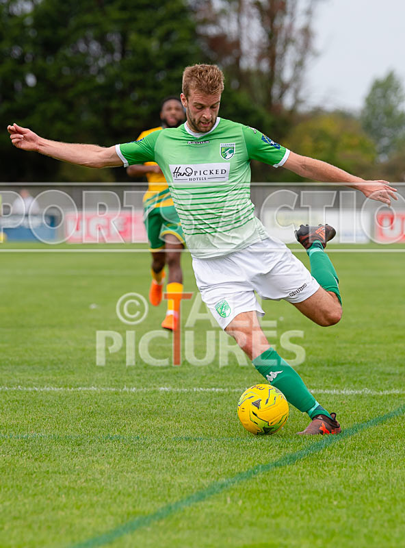 Guernsey FC v Ashford United-8 - GUERNSEY FC v ASHFORD UNITED