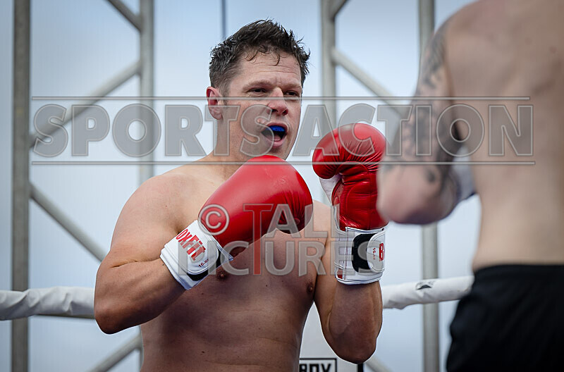 BOUT 10 Gareth the Marksman Morgan v Callum the Cannon Beausire-49 - BOUT 10- Gareth 'the Marksman' Morgan v Callum 'the Cannon' Beausire